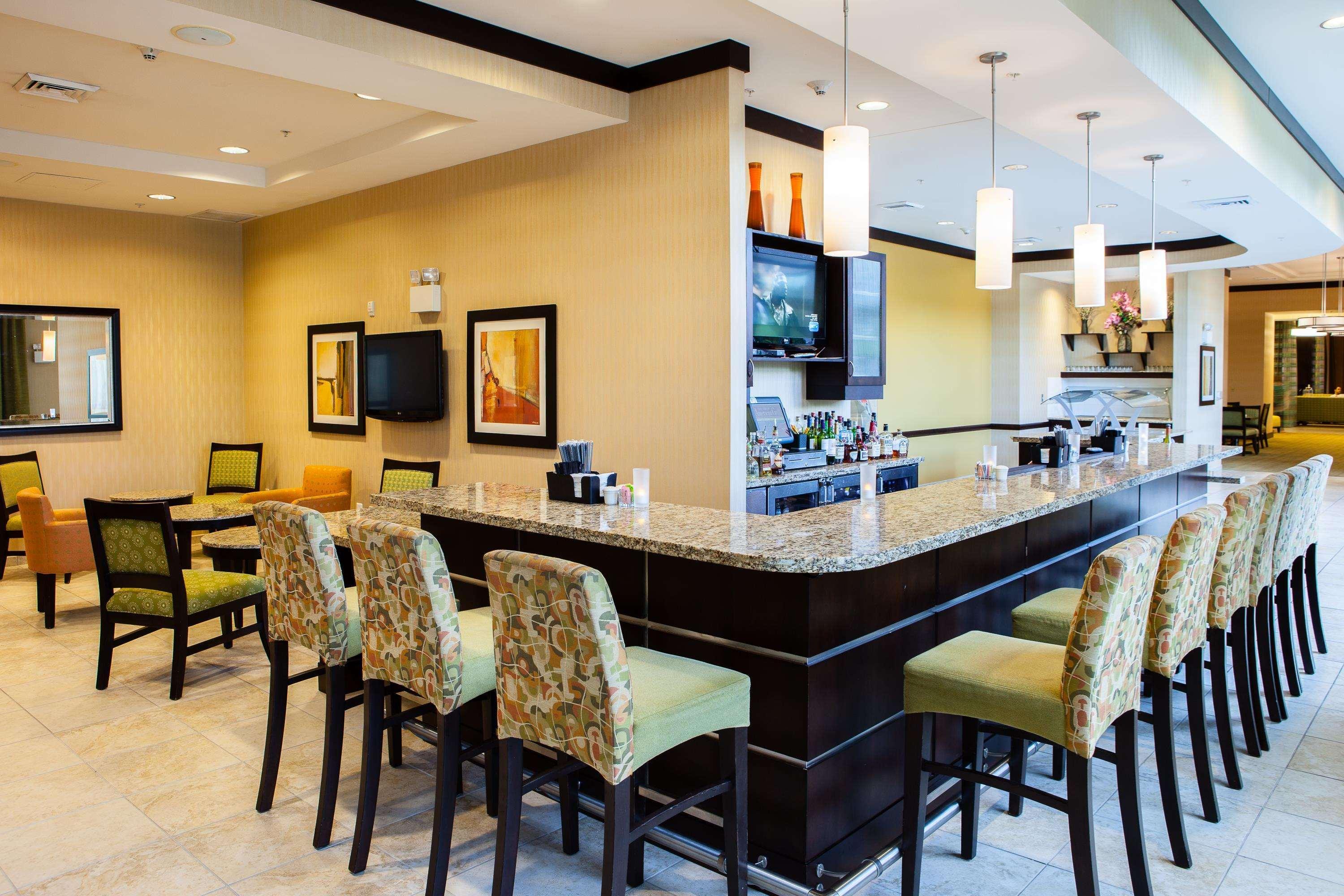 Hilton Garden Inn Shirlington Arlington Buitenkant foto