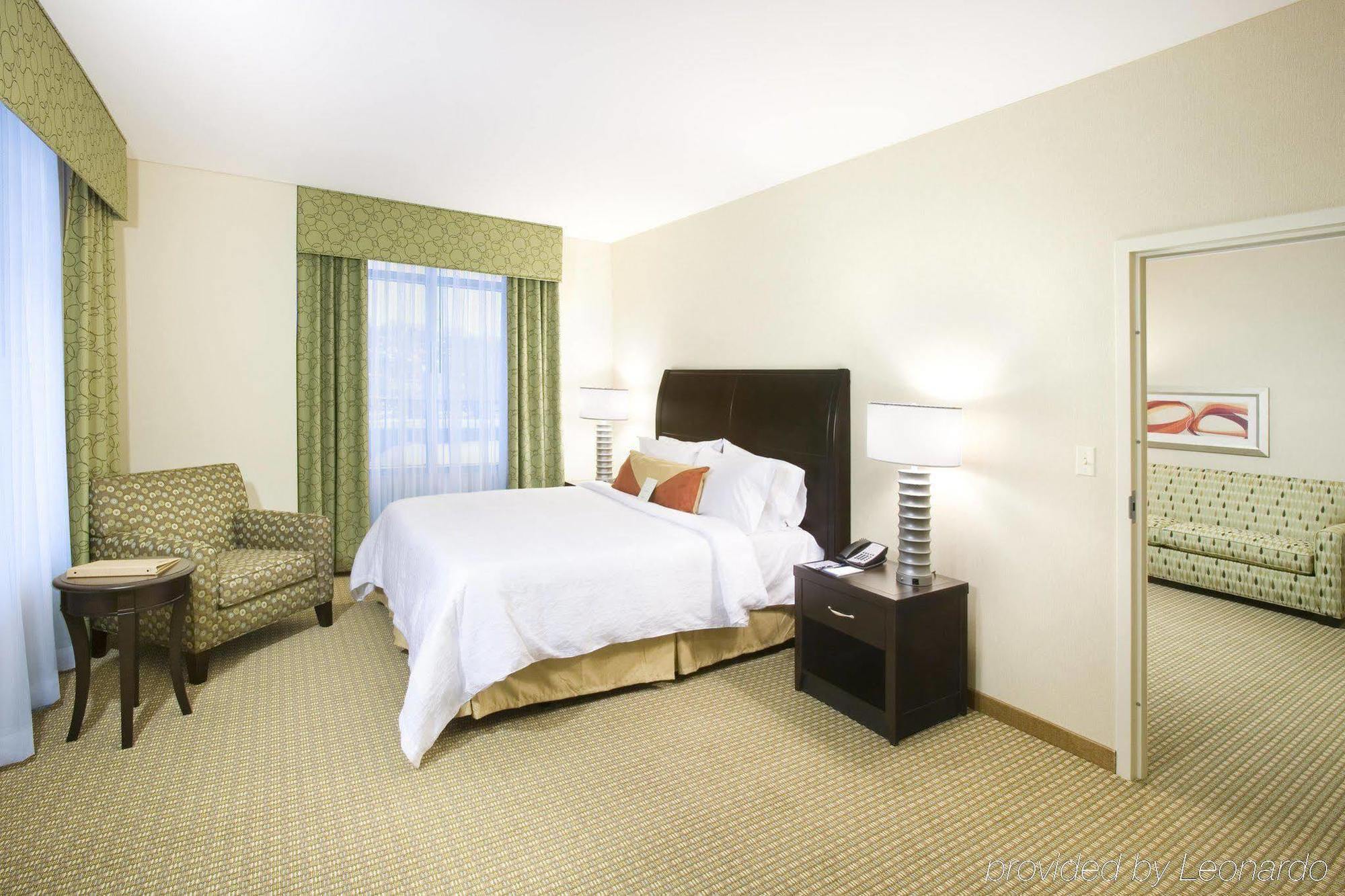 Hilton Garden Inn Shirlington Arlington Kamer foto
